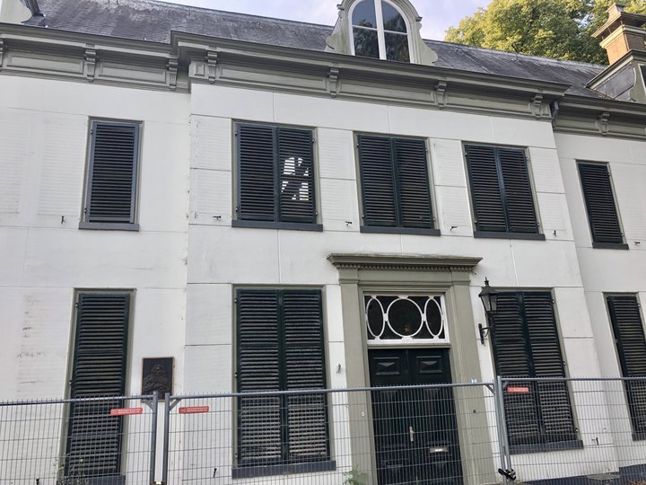 rsz_1fullsizeoutput_2739 (1).jpg